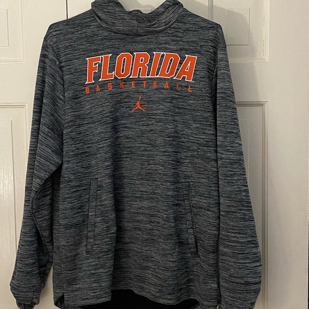Univ of Florida Jordan hoodie size L